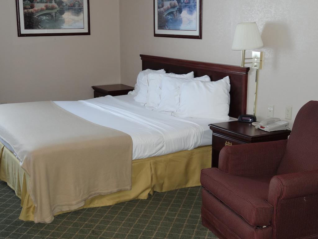 Briarwood Inn - Sparta Zewnętrze zdjęcie