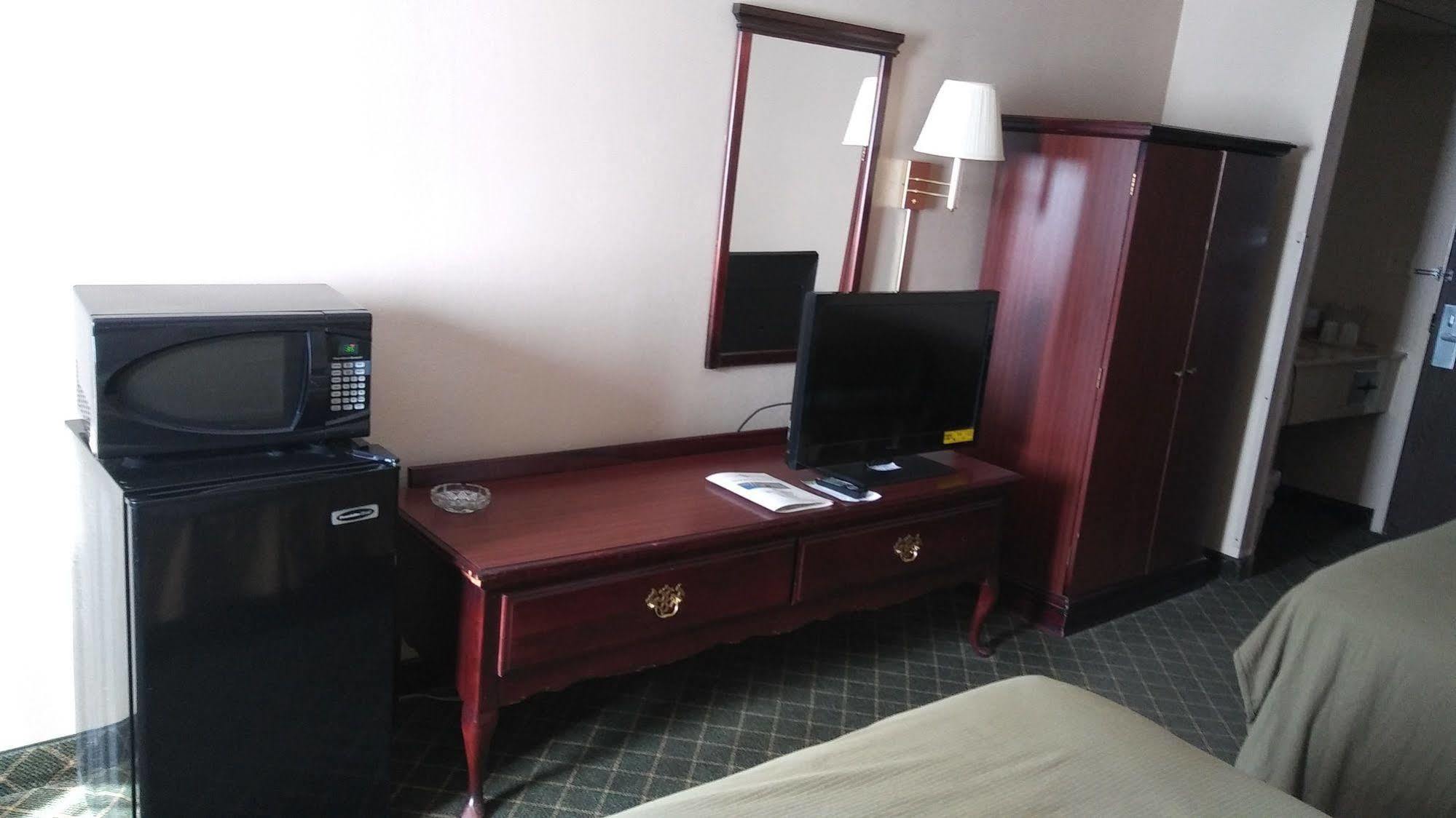 Briarwood Inn - Sparta Zewnętrze zdjęcie